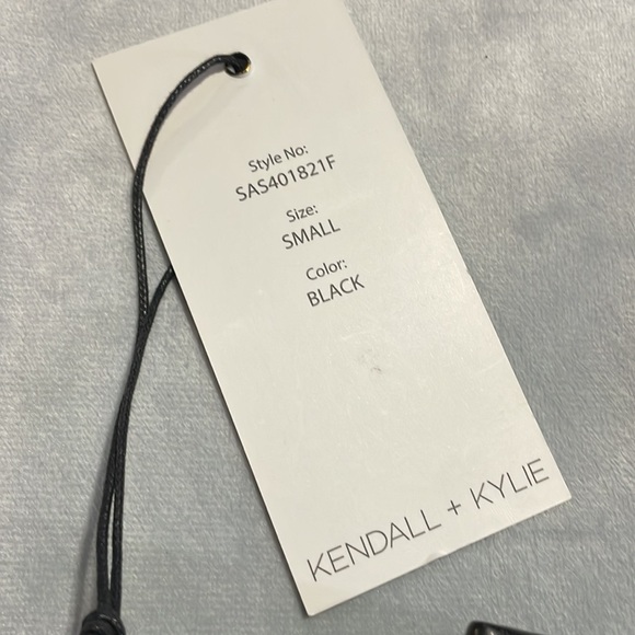 NWT Kendall + Kylie Faux Leather Belted Skirt - Picture 8 of 10